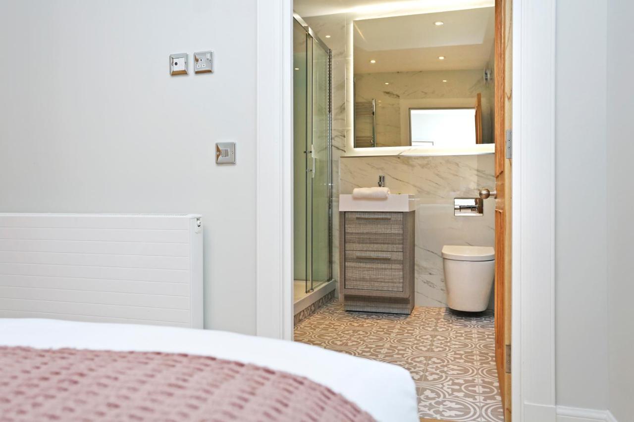 Joivy Modern And Airy Flat On The Historic Royal Mile Apartamento Edimburgo Exterior foto