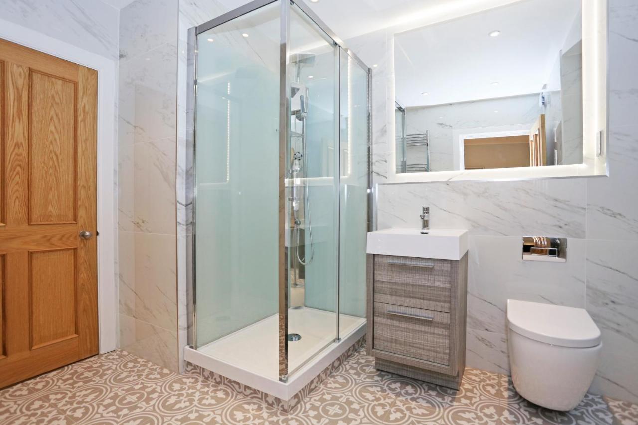 Joivy Modern And Airy Flat On The Historic Royal Mile Apartamento Edimburgo Exterior foto