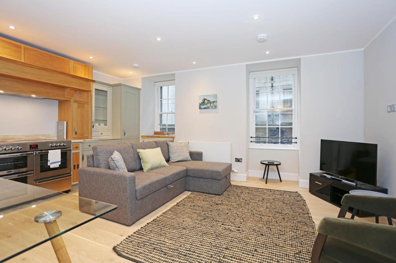 Joivy Modern And Airy Flat On The Historic Royal Mile Apartamento Edimburgo Exterior foto